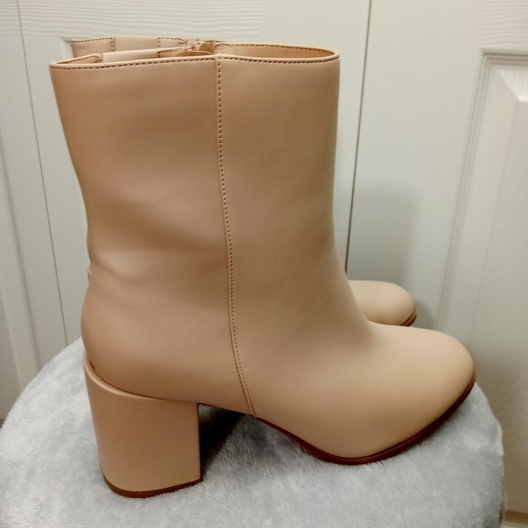 A New Day Women's 'Janelle' Chunky Heel Dress Boots in Taupe Size 10 - Picture 5 of 7
